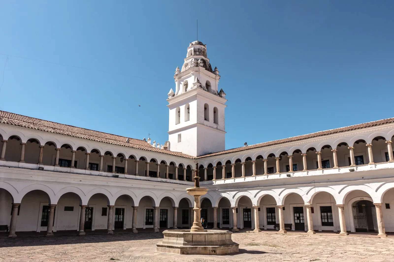 Universidad San Francisco Xavier